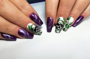 Cat-Eye Gel Nails with Halloween