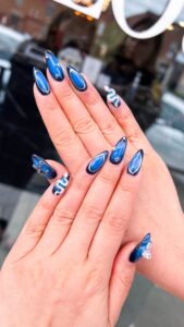 snake nails